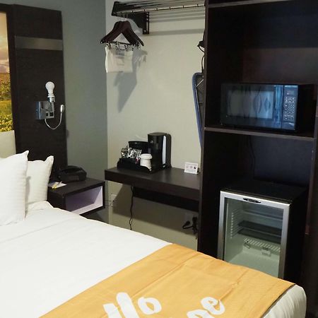 Days Inn By Wyndham Galt - Elk Grove South المظهر الخارجي الصورة
