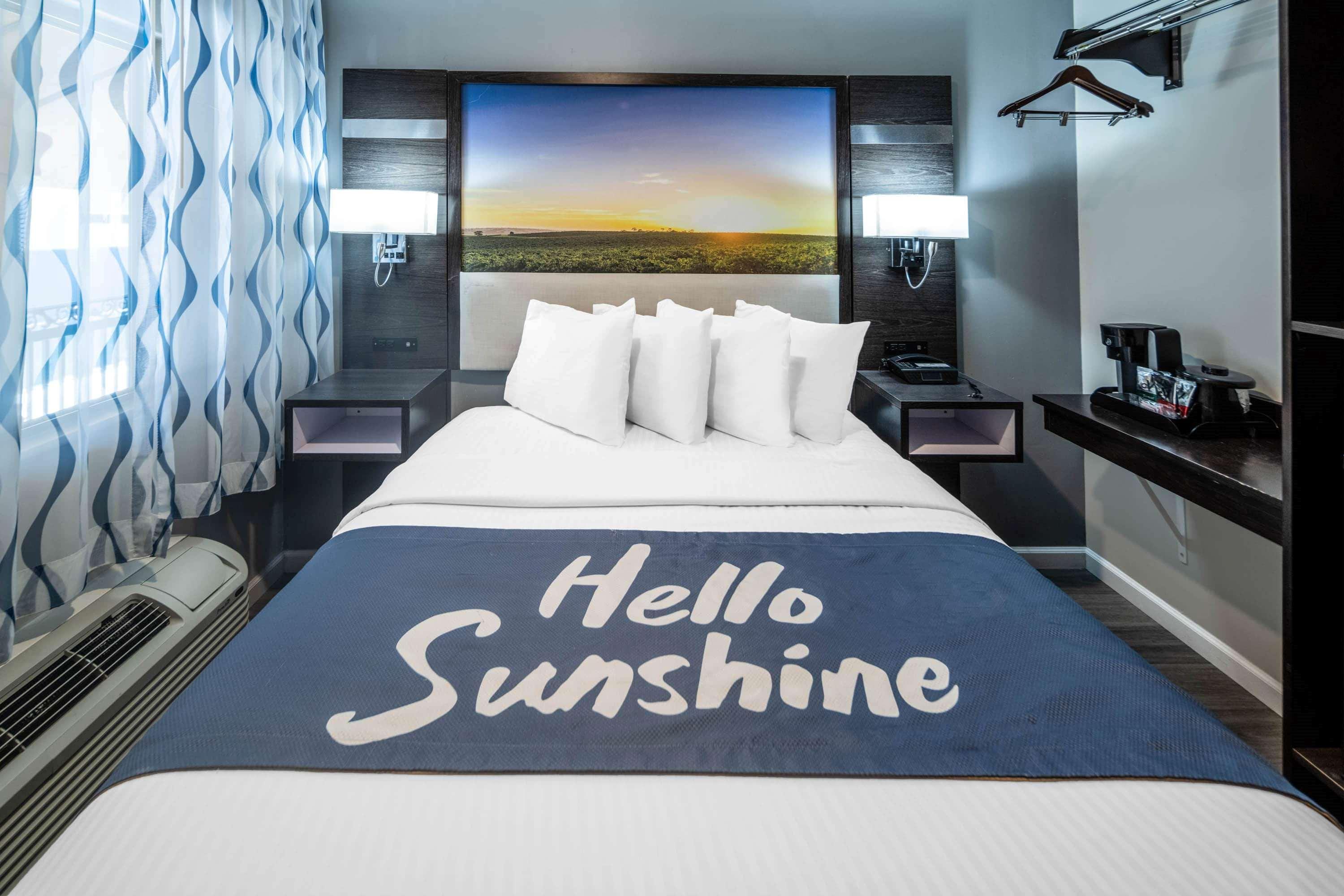 Days Inn By Wyndham Galt - Elk Grove South المظهر الخارجي الصورة